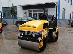 鋼輪款座駕壓路機做好保養(yǎng)不容忽視！