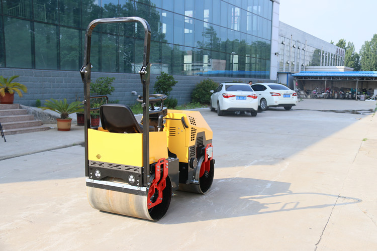 把施工效率提升的更高，是每個壓路機(jī)組長的重要任務(wù)