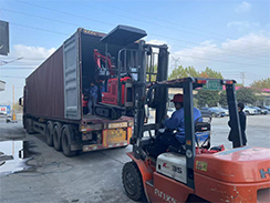 福瑞得一批小挖、平板夯等機(jī)器出口印度